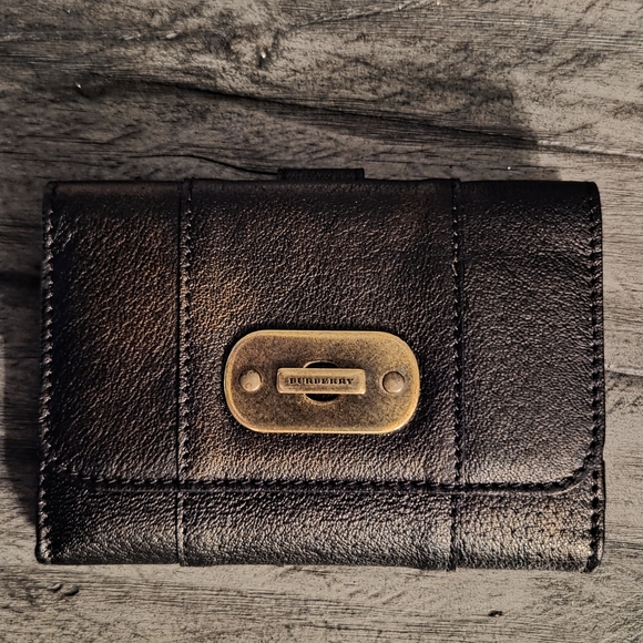 Burberry black buffalo leather Wallet with bronze sheen. New With Box - Picture 3 of 11